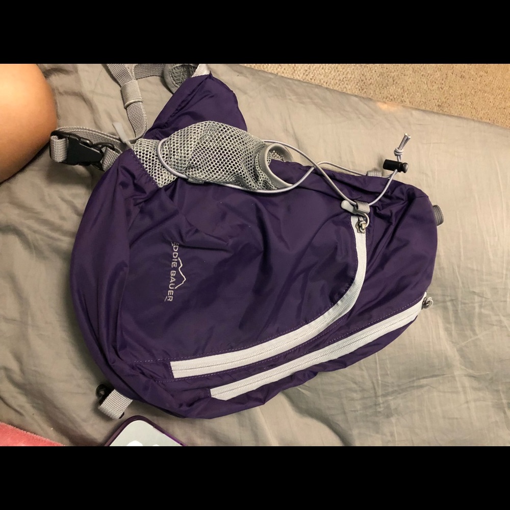 NWOT eddie bauer sling bag